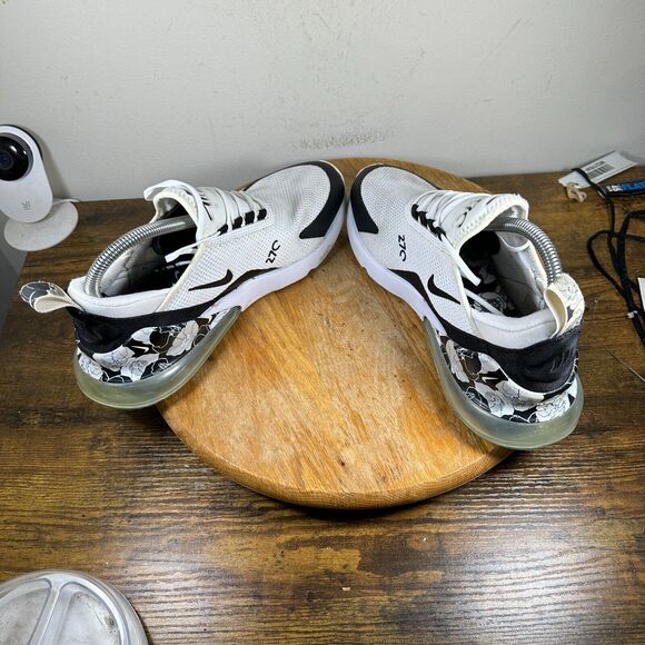 Nike Air Max 270 White Black Metallic Silver Women's Size 9.5 Shoes AR0499-100 - Picture 5 of 9